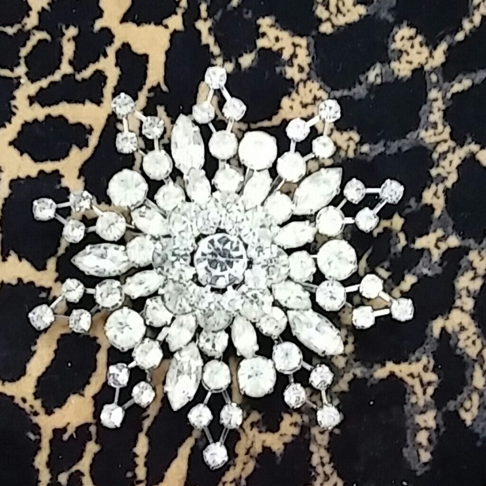 Vintage Rhinestone Wedding Brooch